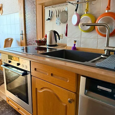 Apartment 3-zimmer-wohnung Im Herzen Von *